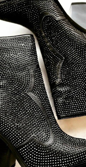 NIB Rhinestone Boot - Picture 3 of 5